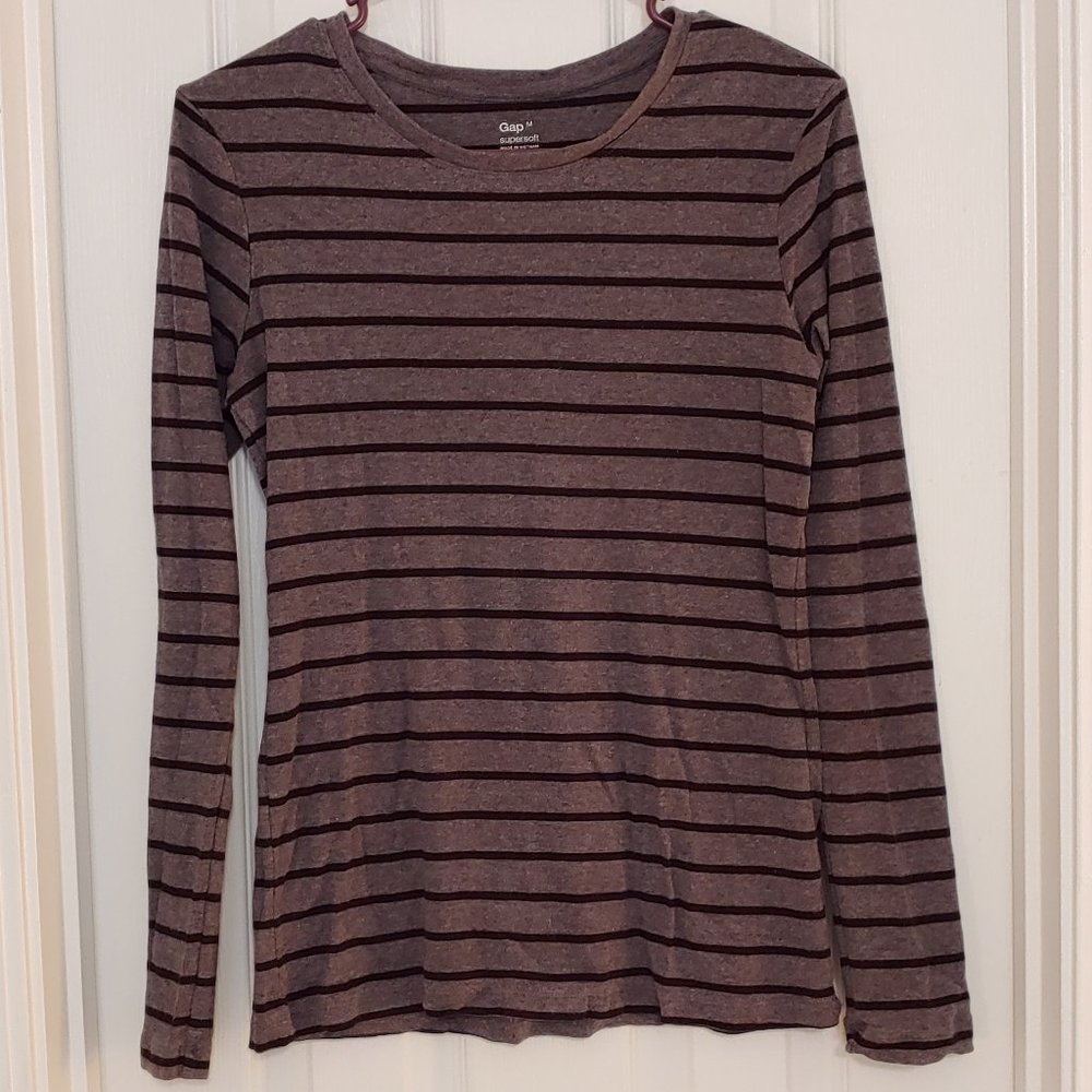 Black and Grey Gap Long Sleeved Tee Supersoft